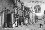 La rue de la Chappelle  Montlhry