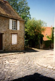 Rue Gauch Laure. En route vers la Tour ...