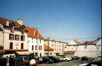 La Place du March  Montlhry