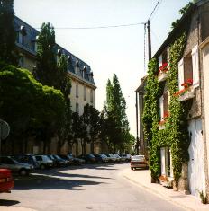 La Place de la Souche  Montlhry