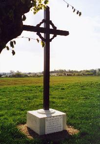 croix difie en hommage au Snchal de Brz